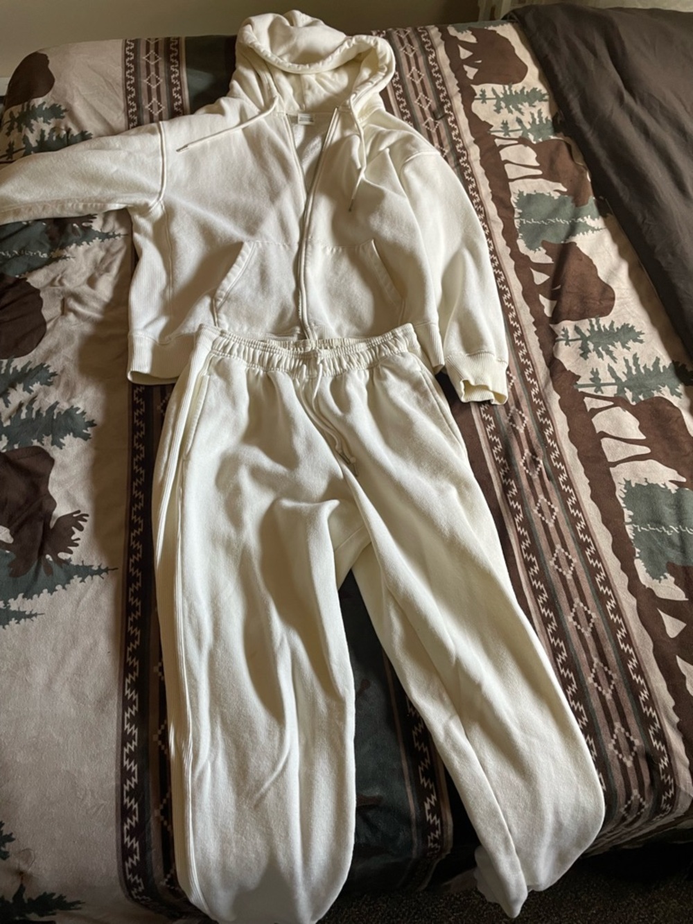 PINK Victoria's Secret Cream Sweat Set M/L